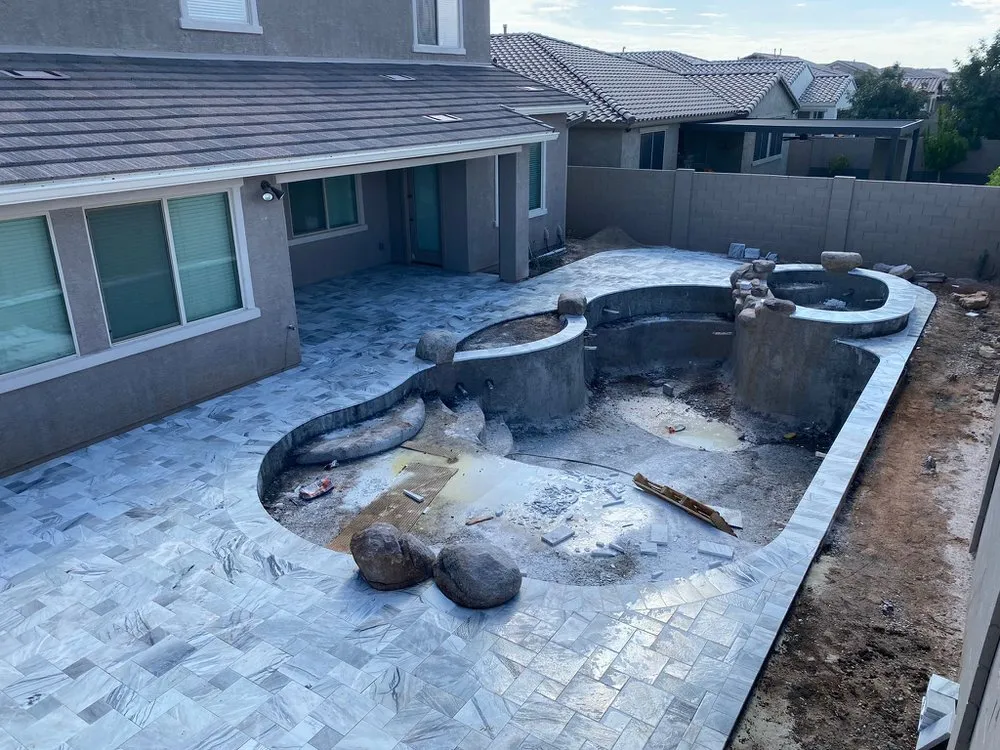 Reliable landscaping services in Phoenix, AZ by Pro Putt Construction