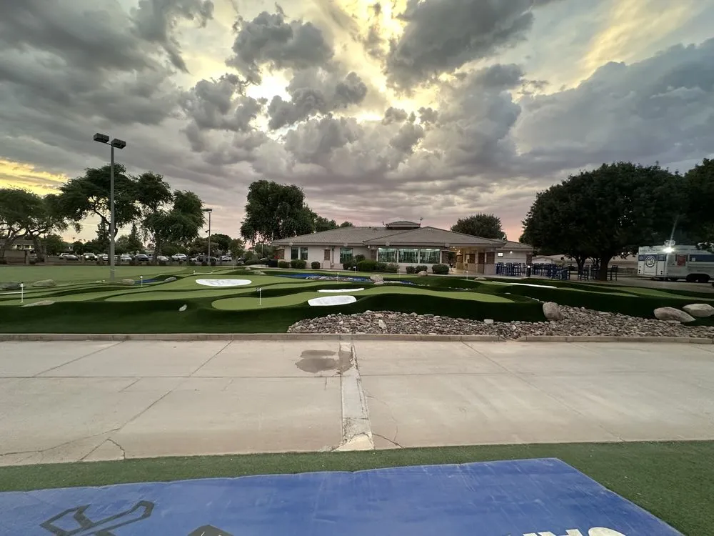 Local garden landscaping near you in Phoenix, AZ by Pro Putt Construction