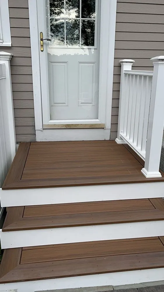 Reliable yard cleanup service experts serving Everett, MA - Pro quality construction