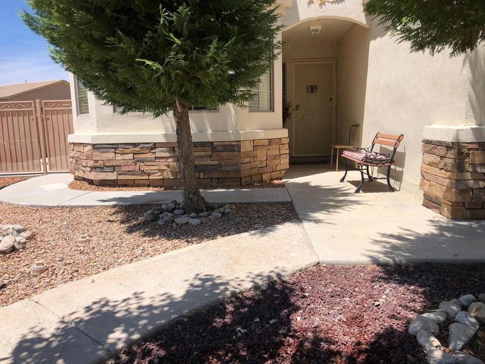 Reliable yard maintenance experts serving Albuquerque, NM - Pro Scape