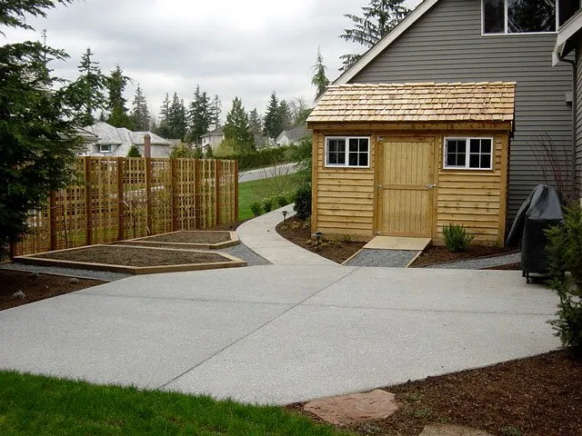 Professional outdoor landscaping in Snohomish, WA by Pro Service Landscape