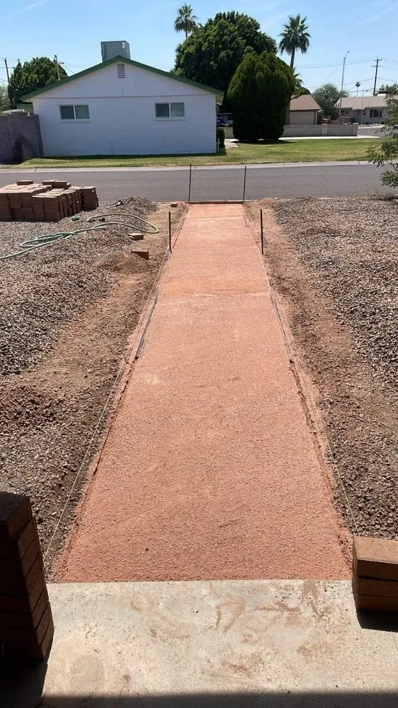 Expert lawn mowing service in Phoenix, AZ - Pro-Service Landscaping & Construction