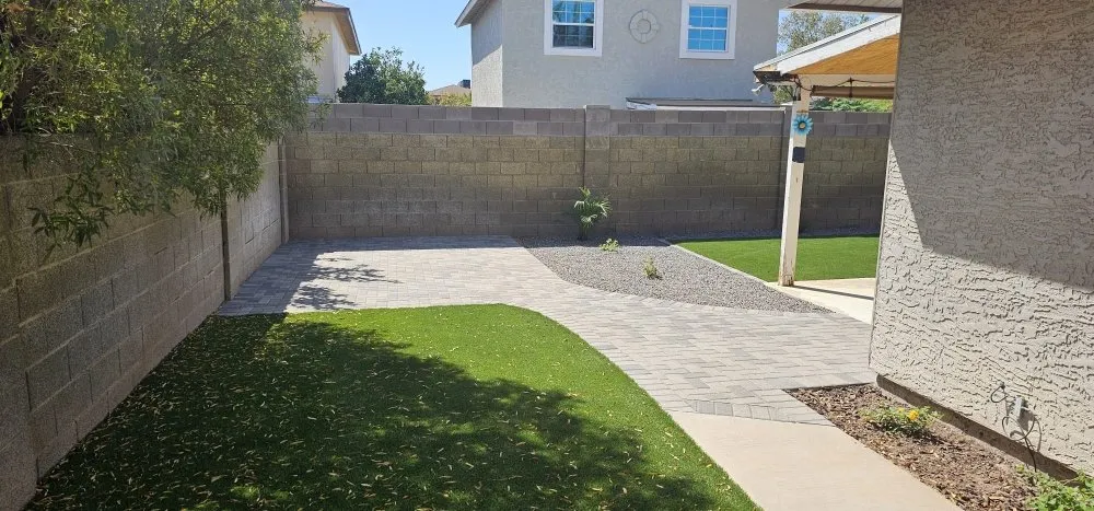 Custom lawn care service experts serving Phoenix, AZ - Pro-Service Landscaping & Construction