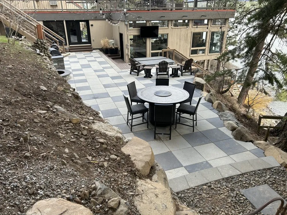 Professional garden landscaping in Rathdrum, ID by Pro-Set Sprinklers & Hardscapes