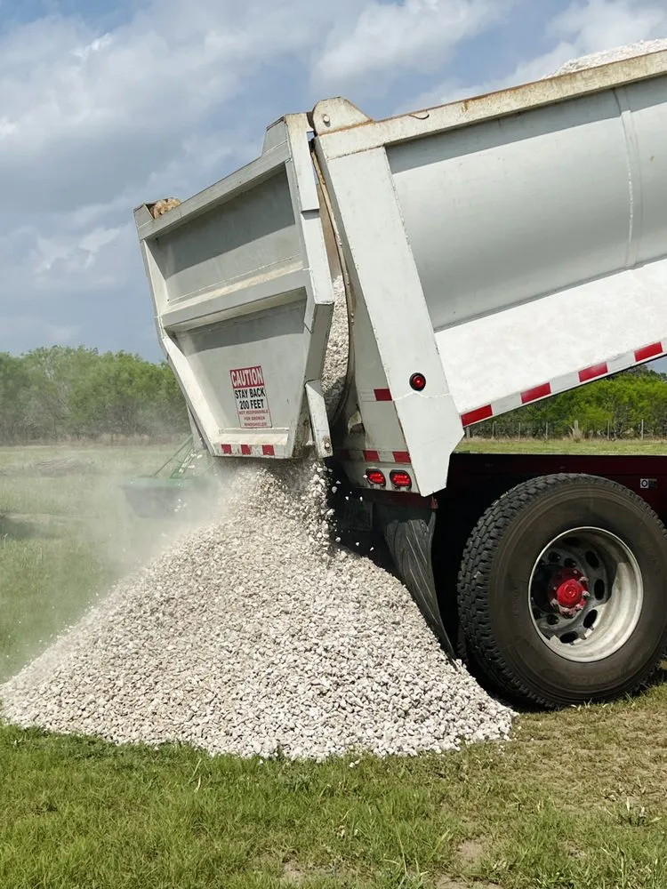 Custom yard cleanup service for year-round maintenance across Odem, TX - Pro Transport