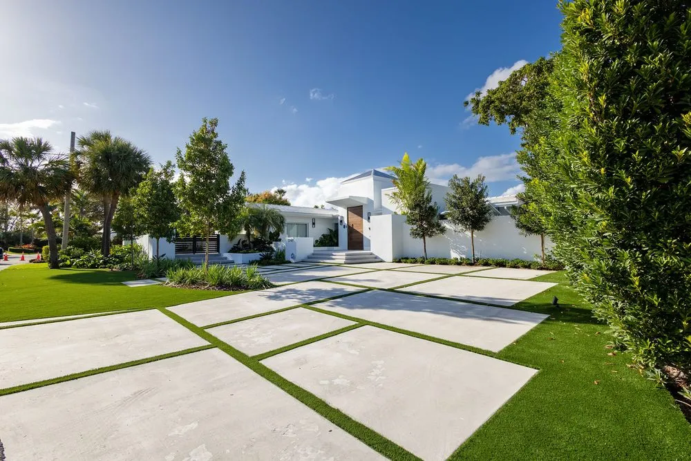 Trusted landscaping services in Southwest Ranches, FL - Pro Turf Greens