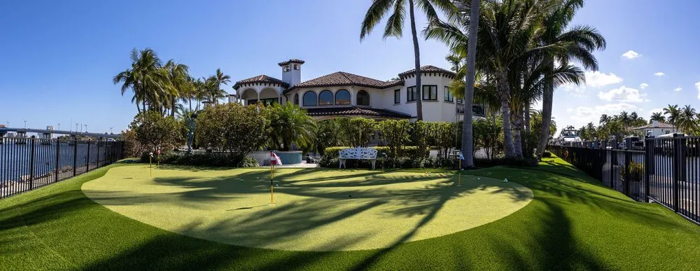 Reliable yard maintenance in Southwest Ranches, FL - Pro Turf Greens