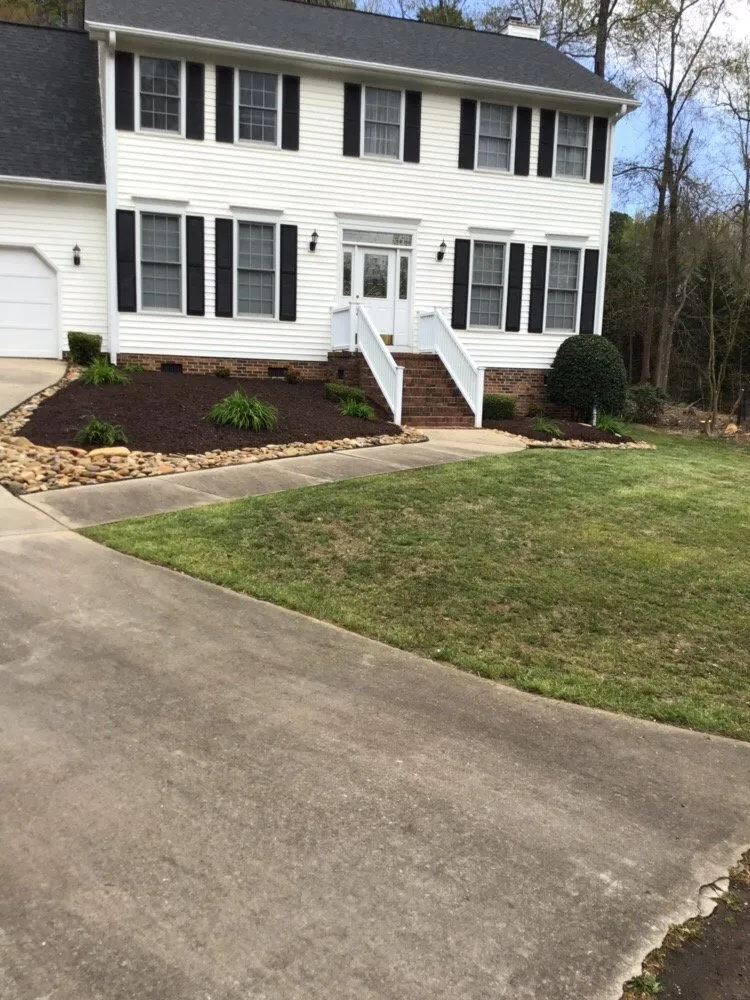 Local lawn mowing service near you in Anderson, SC by Pro-turf Lawn Care