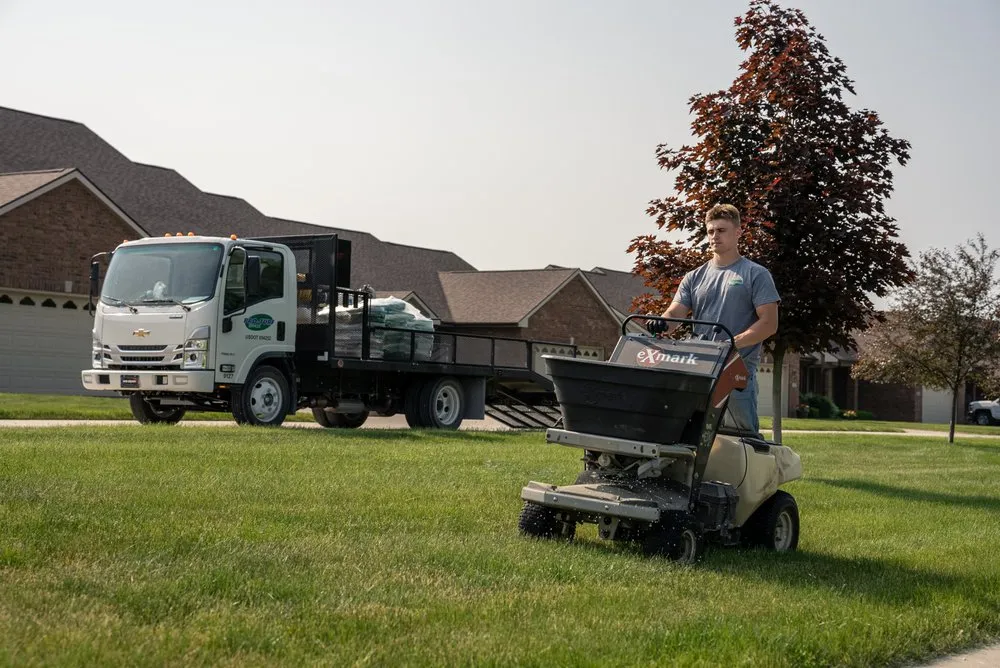 Professional yard maintenance in Indianola, IA - Pro Turf Service