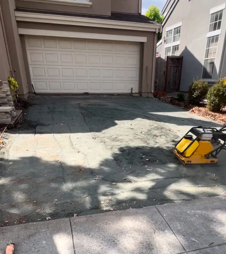 Professional garden landscaping in Santa Clara, CA by Pro Vision Hardscape