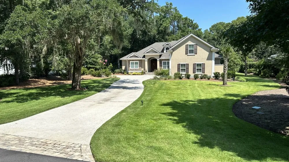 Professional garden landscaping in Ridgeland, SC by Pro Vision Landscape