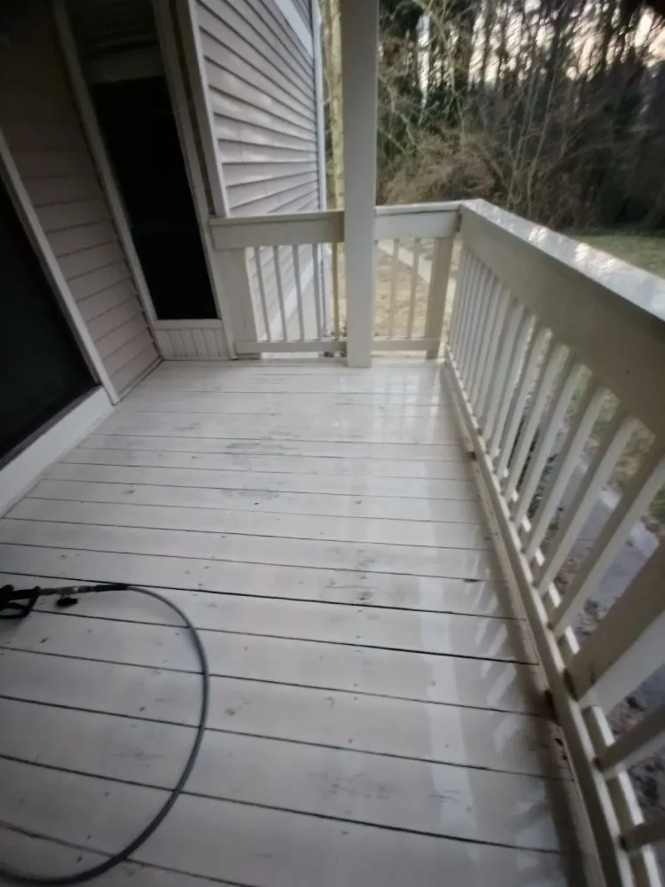 Top-rated lawn care service experts serving Chesterfield, VA - ProDel