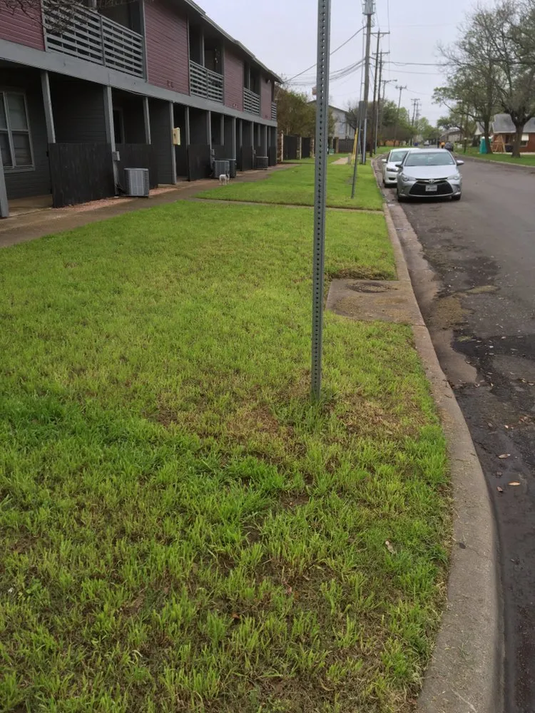 Professional lawn care service experts serving Waco, TX - Productsrgoodtobuy Pressure Washing Services