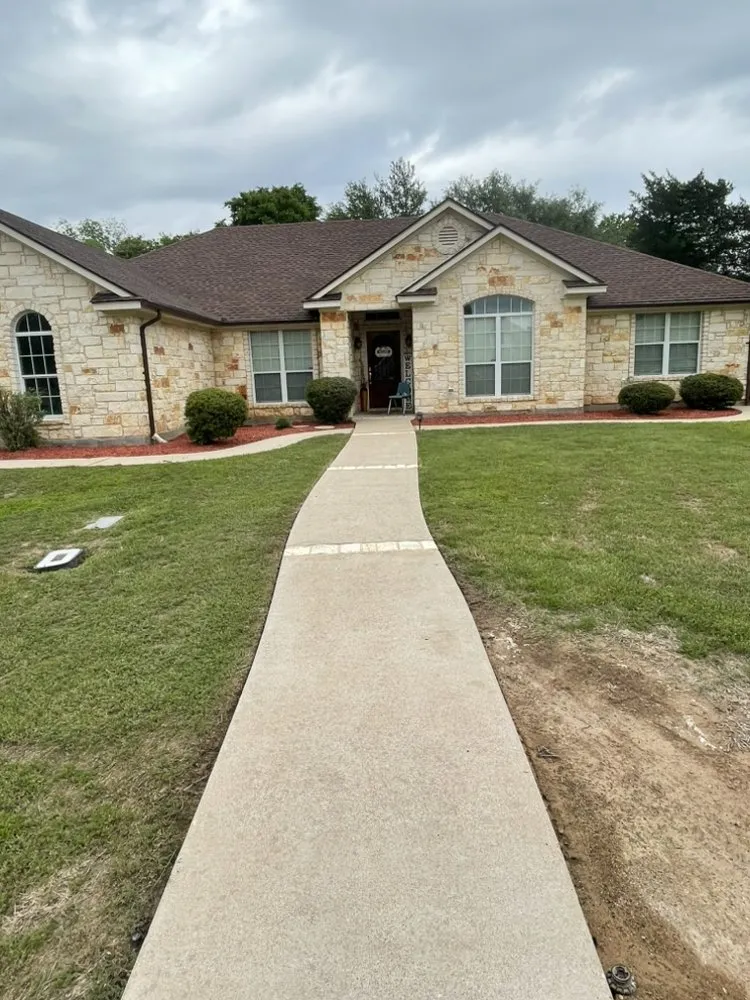 Trusted yard maintenance near you across Waco, TX - Productsrgoodtobuy Pressure Washing Services