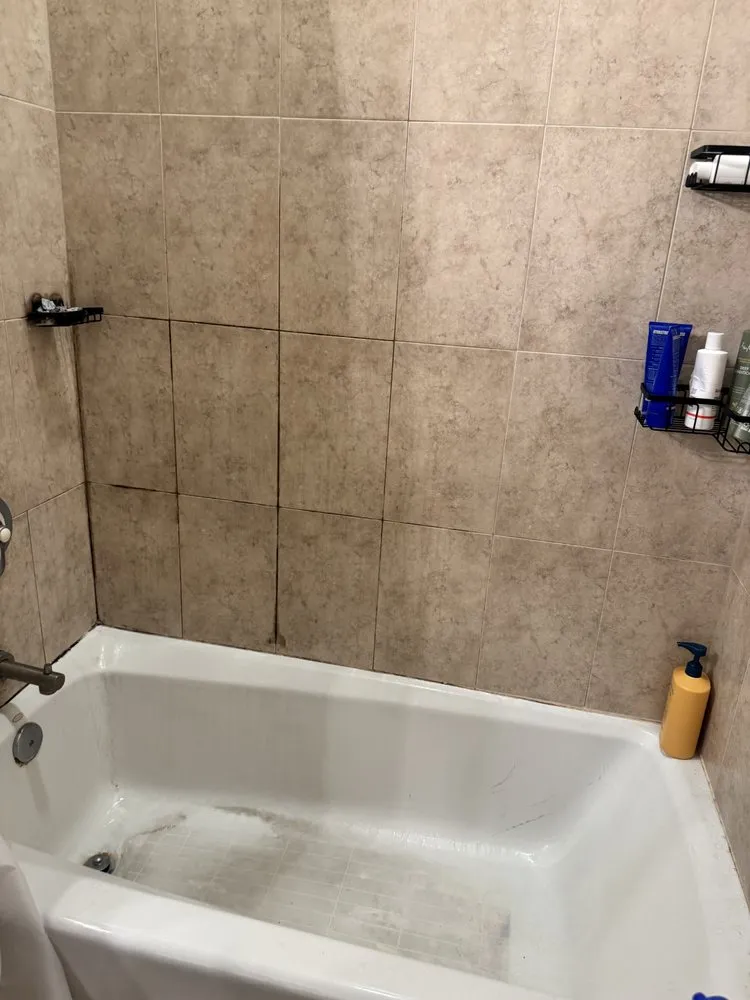 Expert residential landscaping in Milwaukee, WI - Professional and Commercial Cleaning