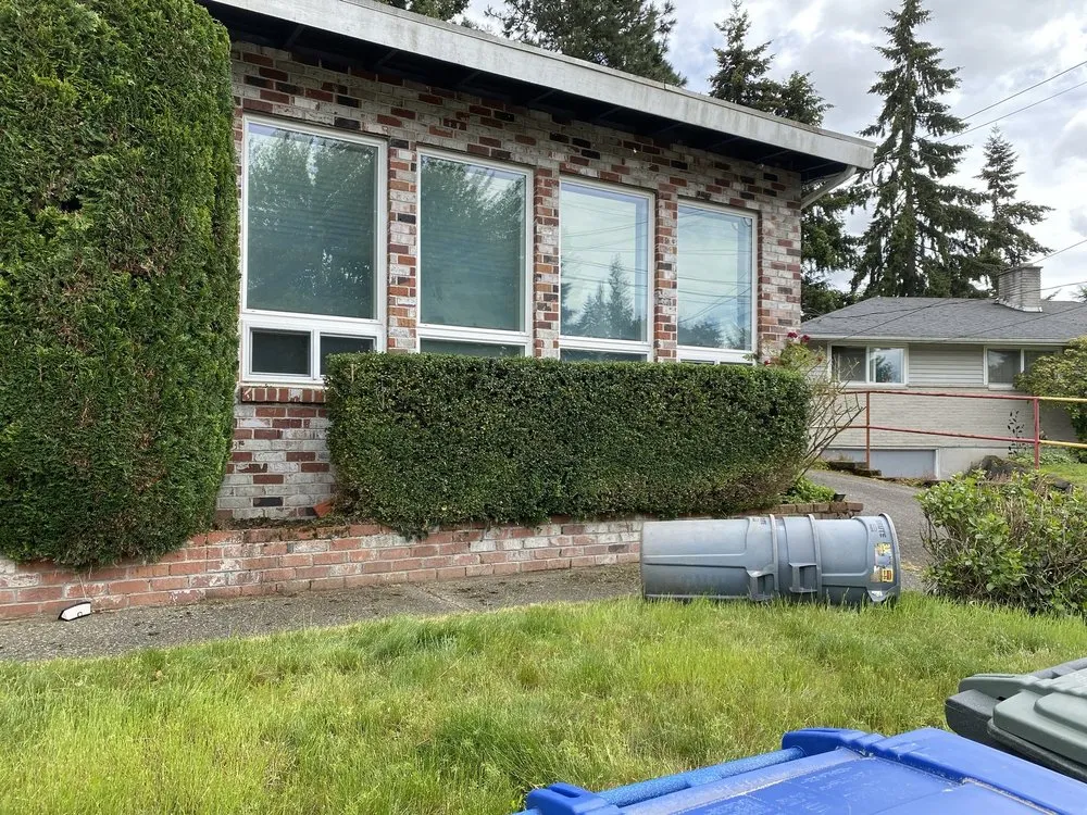 Expert yard maintenance in Kent, WA - Professional Brothers Landscaping