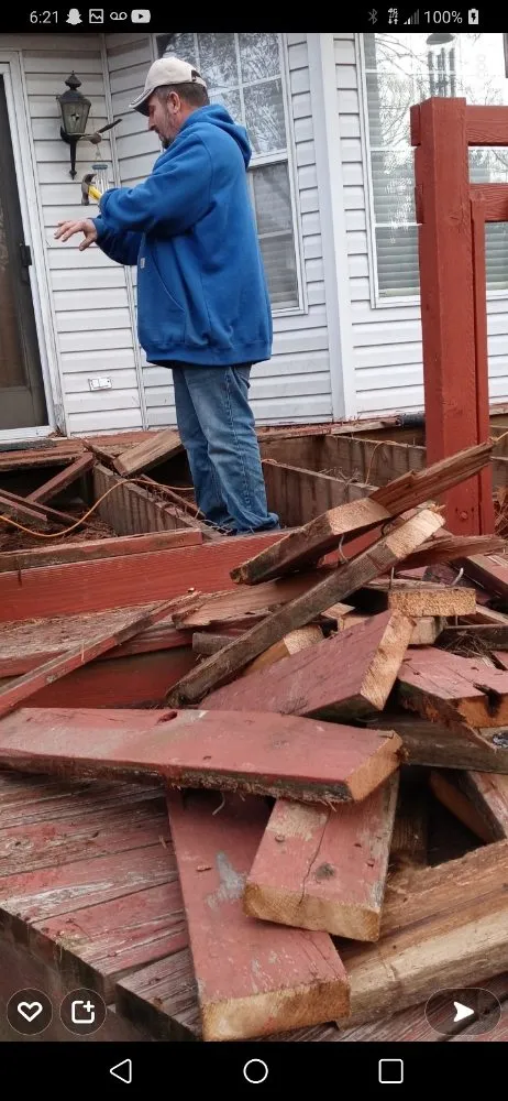 Top-rated landscape installation for residential properties in New Athens, IL by Professional Construction and Landscaping