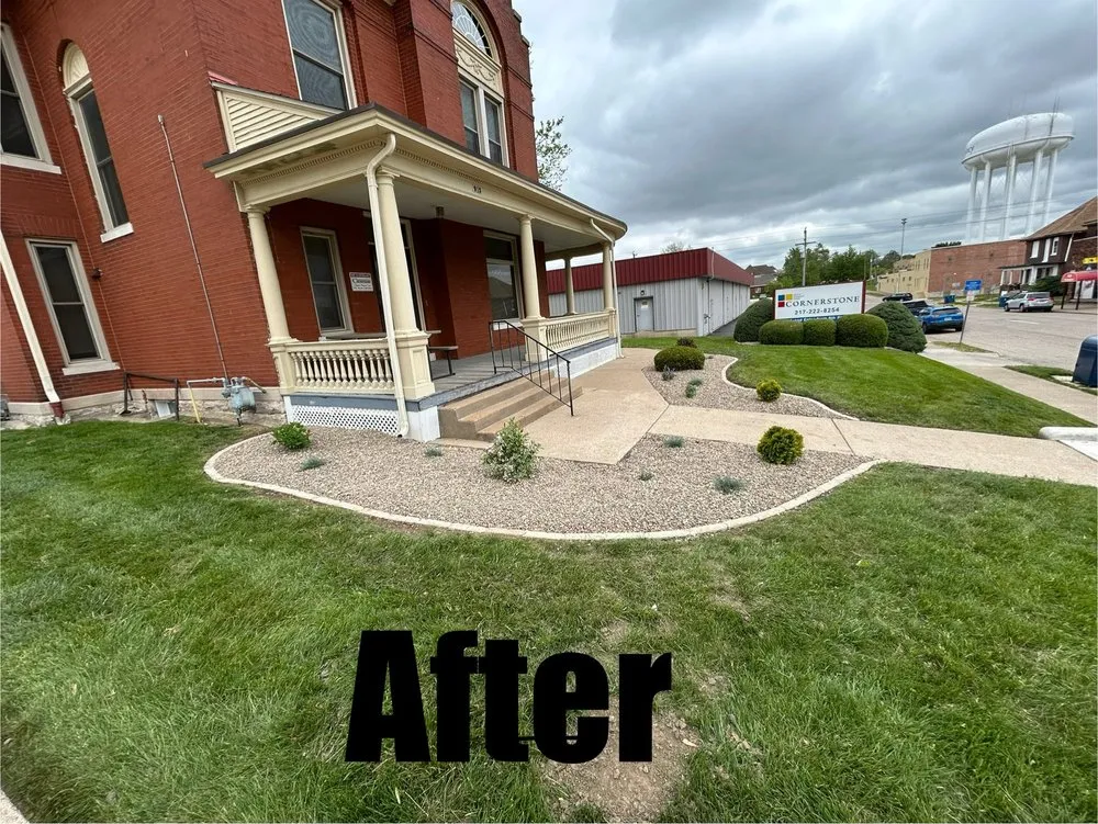 Top-rated garden landscaping in Payson, IL - Professional Edge Lawn Care