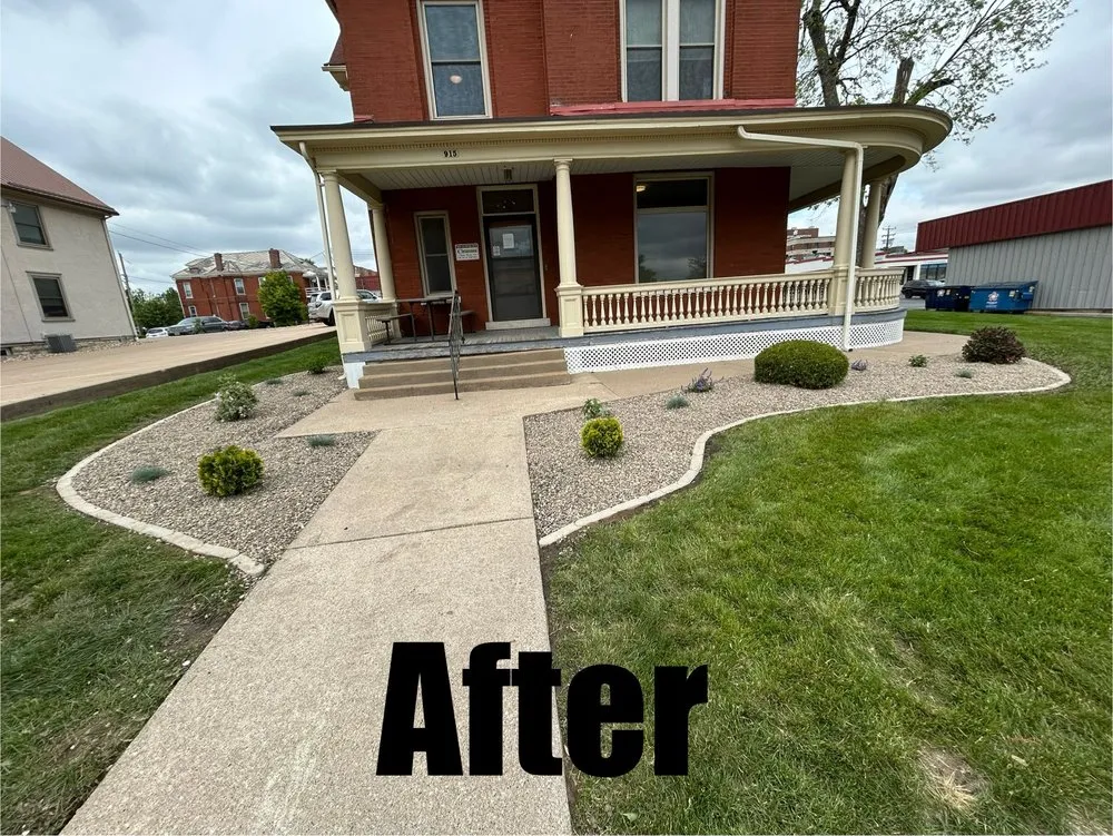 Custom landscape installation in Payson, IL by Professional Edge Lawn Care