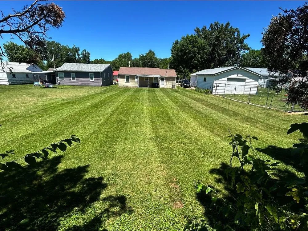 Custom outdoor landscaping in Payson, IL - Professional Edge Lawn Care