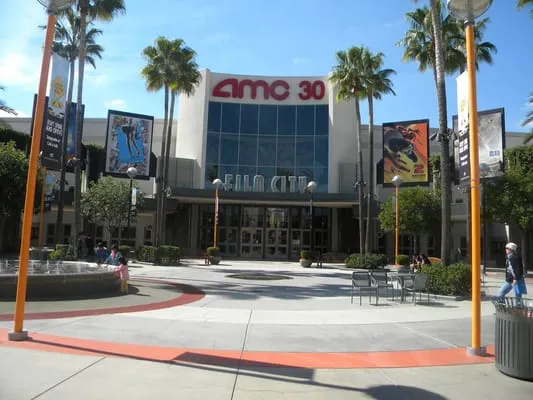 Professional Landscape Maintenance Logo