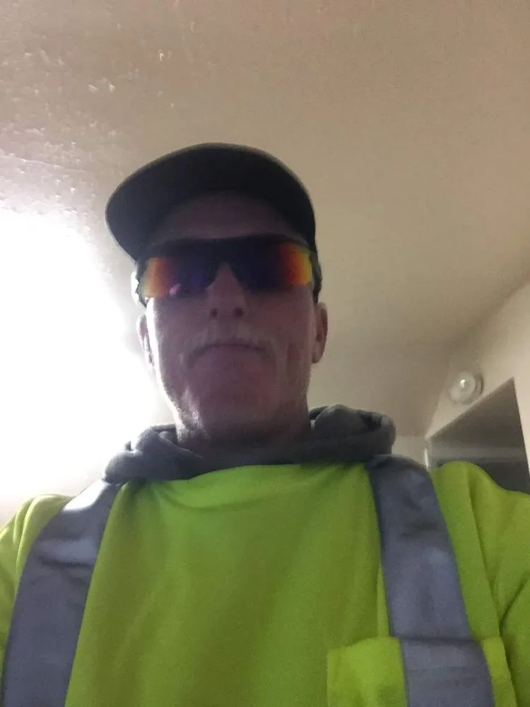 Trusted yard cleanup service in Webster, TX by Professional lawn service