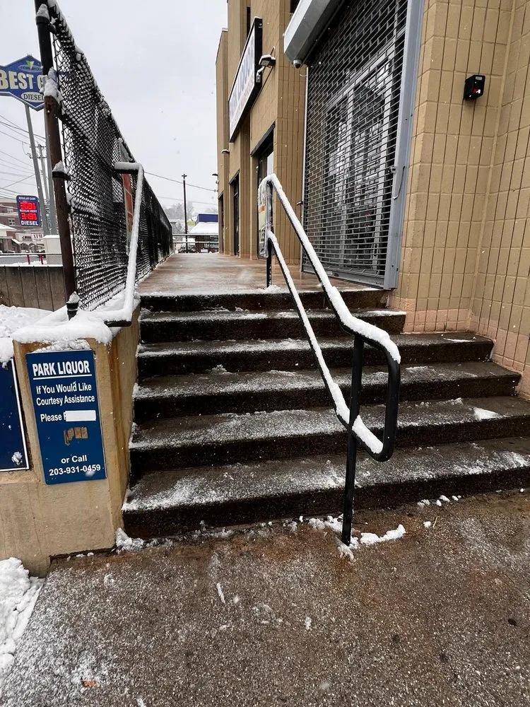 Reliable residential landscaping in West Haven, CT by Professional Master Landscaping