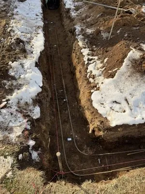 Professional Masters In Construction And Lawn Logo