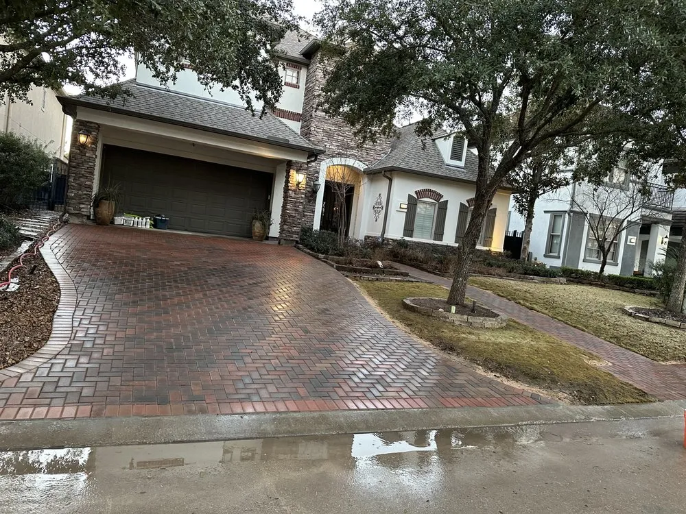 Professional landscaping services for beautiful yards across Houston, TX - Professional Pavers