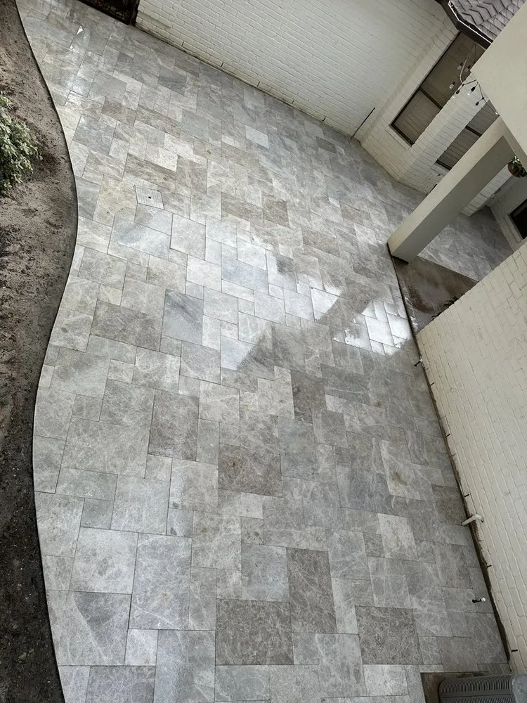 Custom lawn mowing service in Houston, TX by Professional Pavers