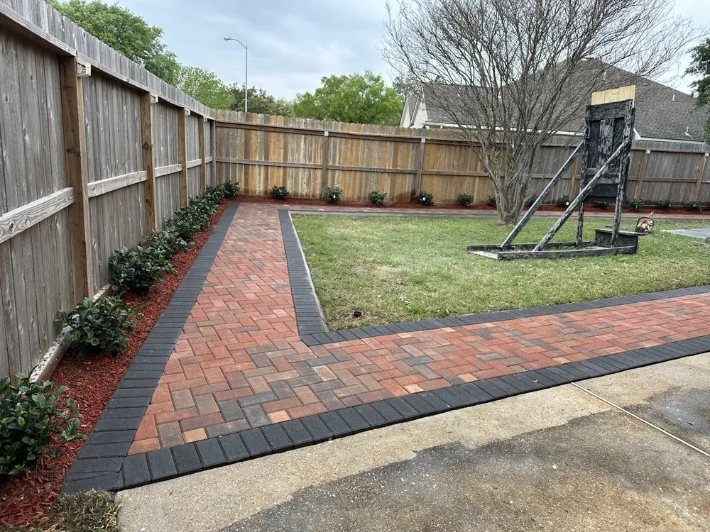Expert landscaping services in Houston, TX - Professional Pavers