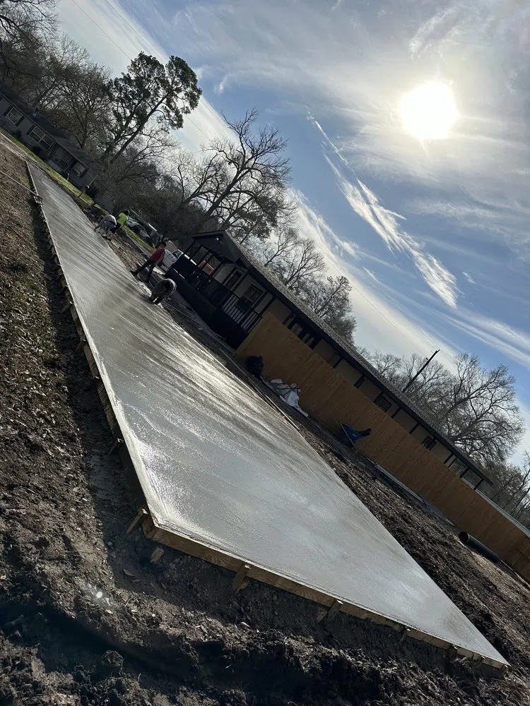 Reliable yard maintenance for residential properties across Houston, TX - Professional Pavers