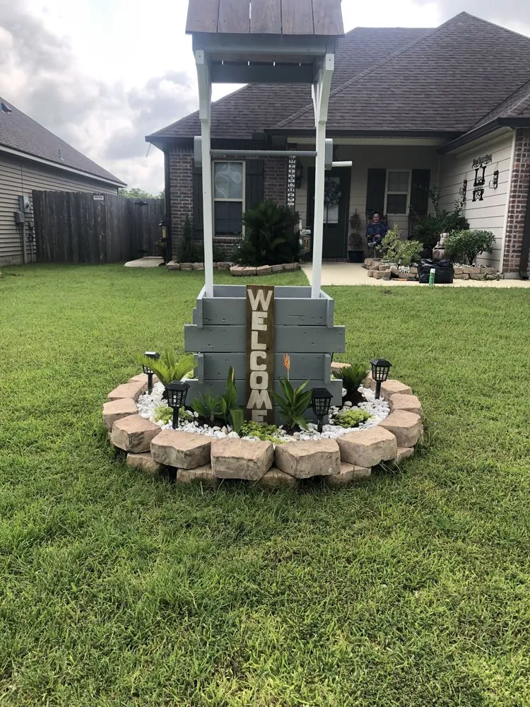 Local landscape design with custom design in Saint Martinville, LA by Professional Services