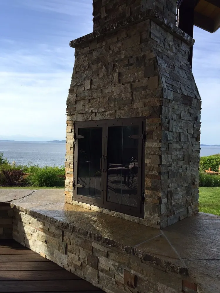 Local landscape design in Tumwater, WA by Professional Stone Products