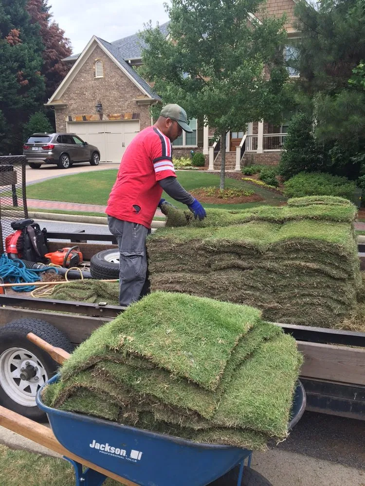 Custom garden landscaping in Loganville, GA by Professional Strawing Services