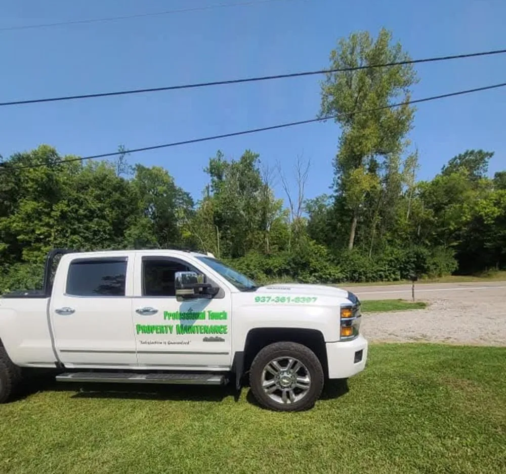 Local lawn care service in Dayton, OH - Professional Touch