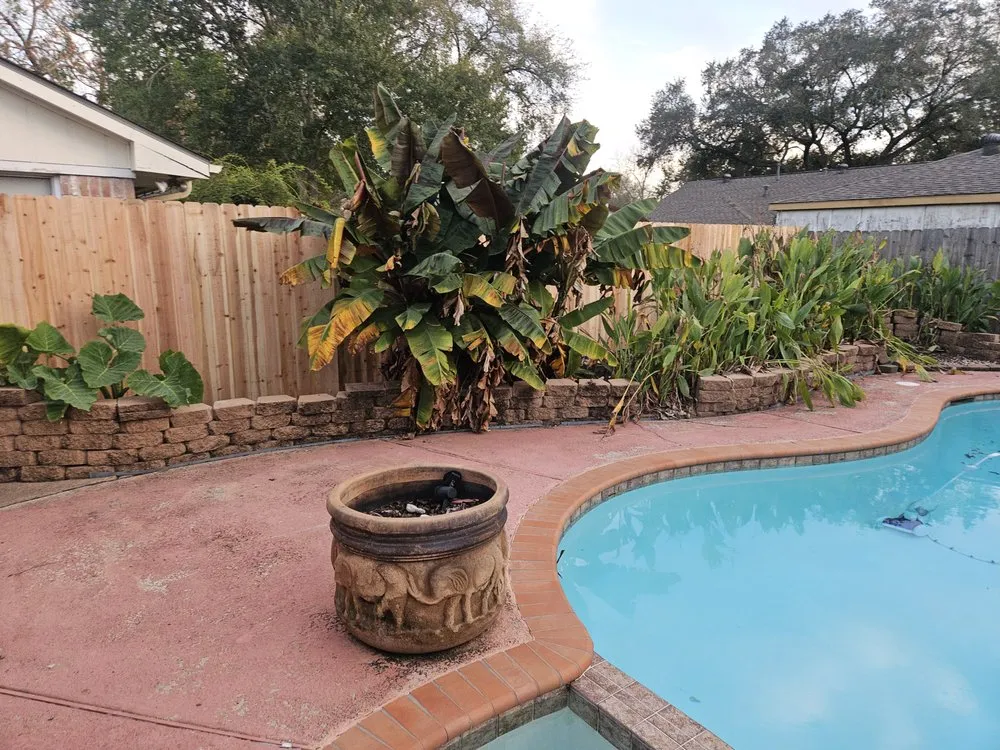 Local landscape design for homes in Rosenberg, TX by Professional Tree Services