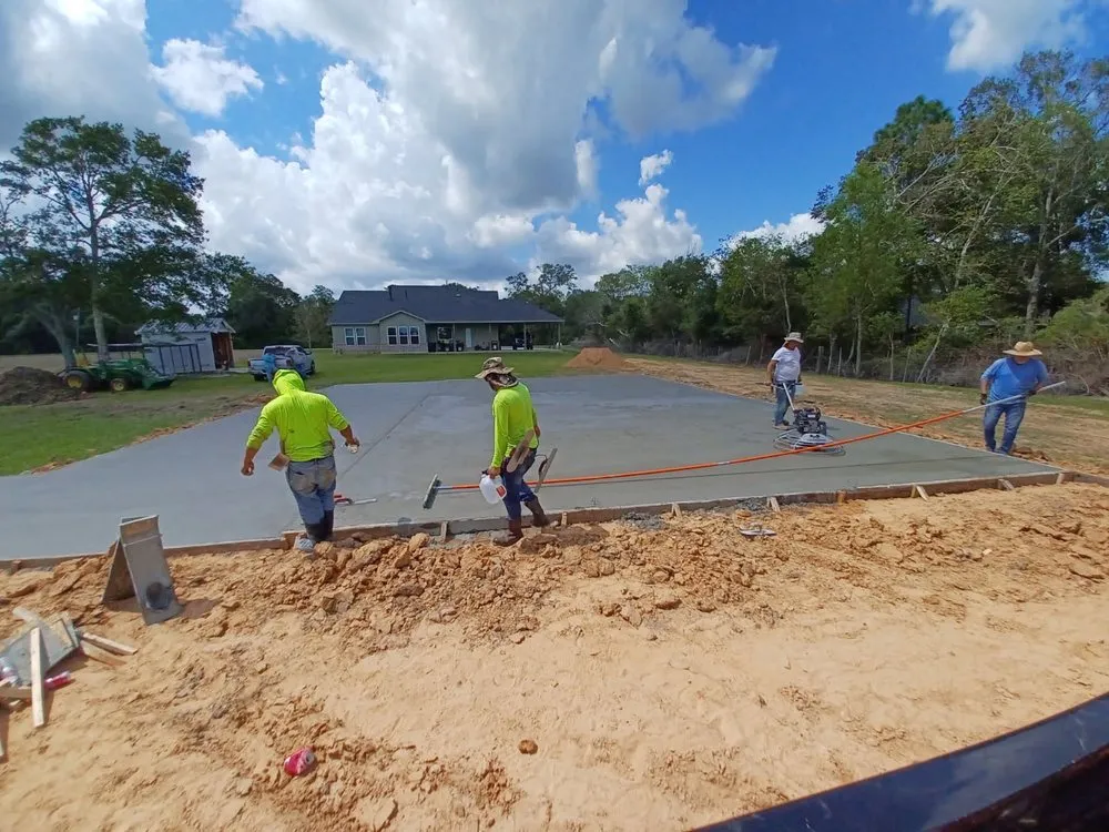 Top-rated yard cleanup service for residential properties across Rosenberg, TX - Professional Tree Services