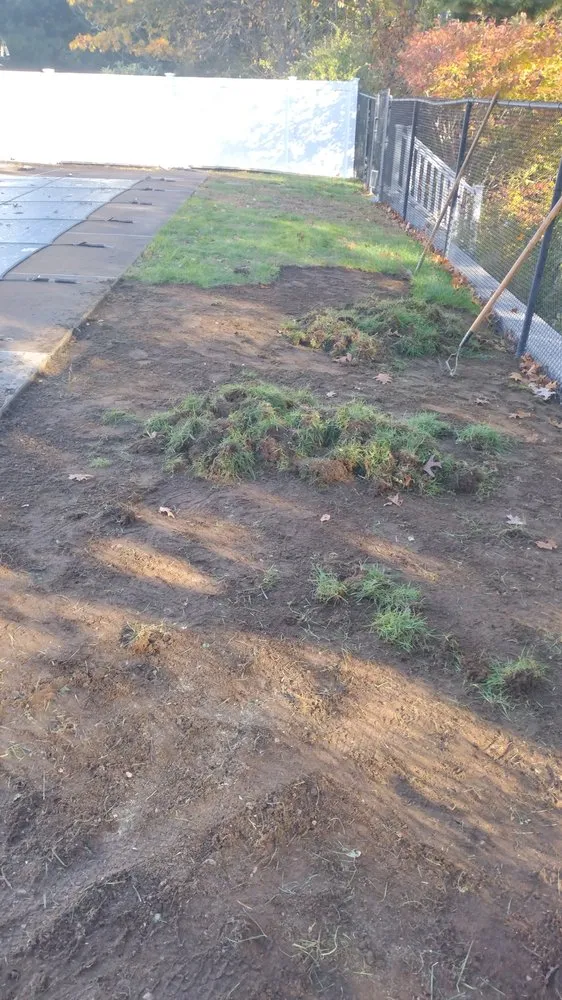 Expert garden landscaping experts serving Providence, RI - Professional World Fence