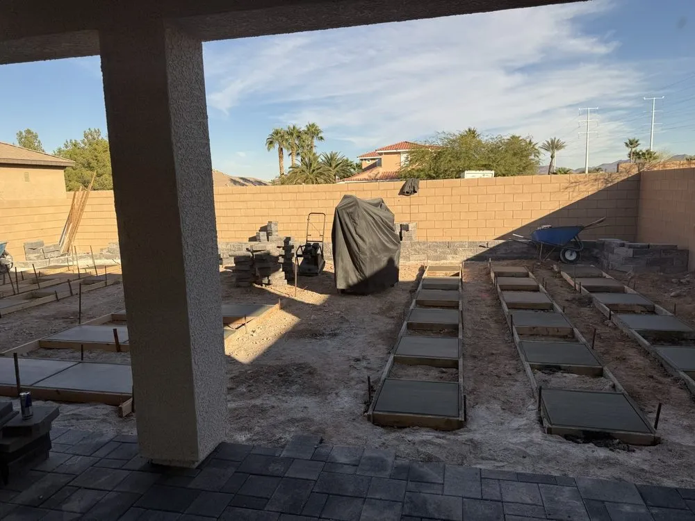 Custom yard maintenance experts serving Las Vegas, NV - Proficient Landscape