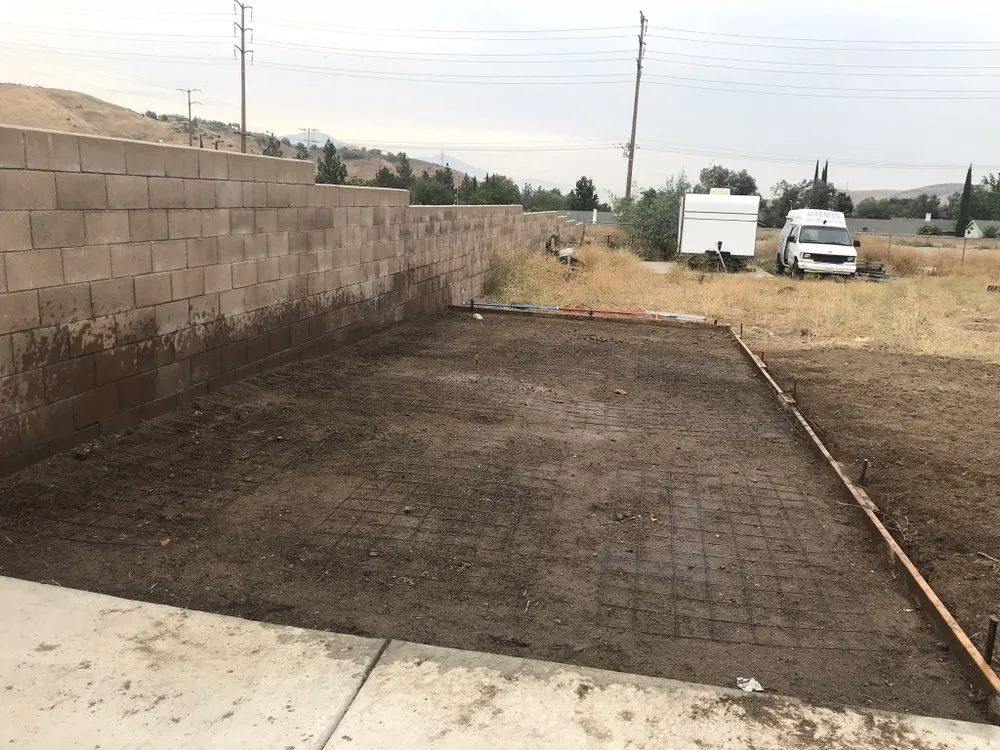 Affordable lawn care service near you in Hesperia, CA by ProFix & Shine Services