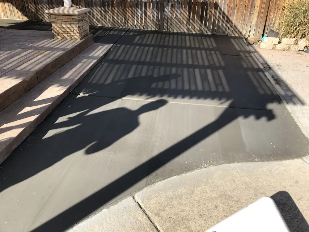 Local lawn care service for beautiful yards in Hesperia, CA by ProFix & Shine Services