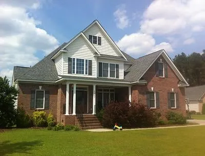 Expert outdoor landscaping for homes in Denver, NC by Proformance Turf