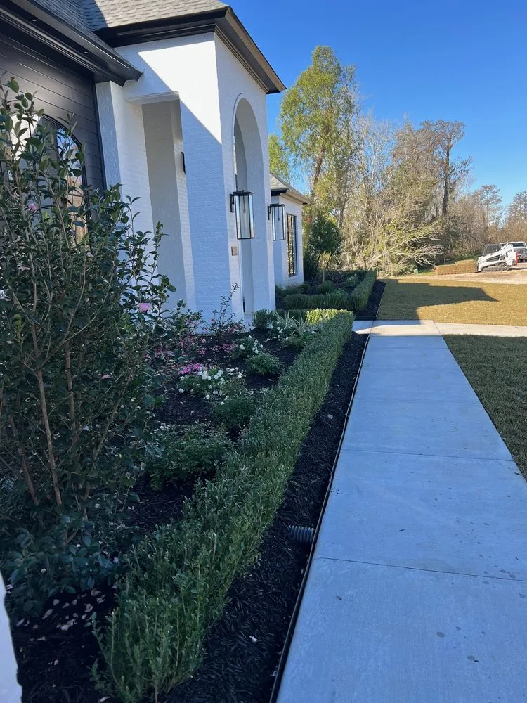Custom yard maintenance experts serving Baton Rouge, LA - Progreen Lawn & Landscape