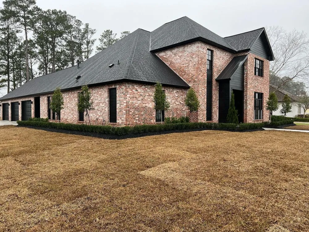 Local yard maintenance for beautiful yards across Baton Rouge, LA - Progreen Lawn & Landscape