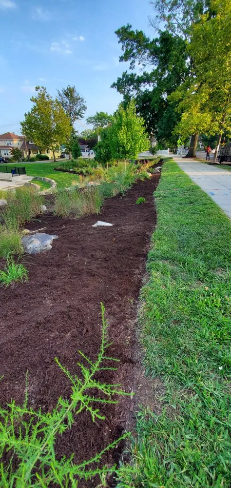 Expert yard maintenance in Damascus, MD by Progressive General Landscaping