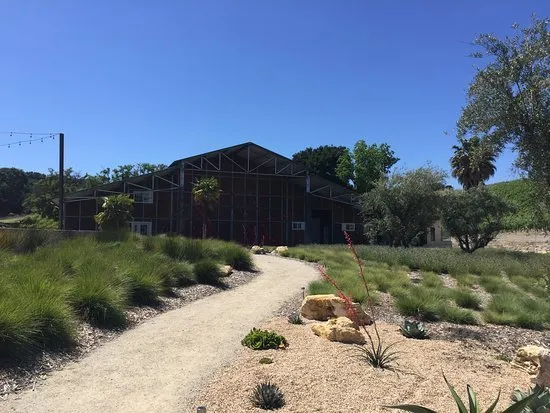 Affordable landscape design for year-round maintenance in Paso Robles, CA by Progressive Greenery
