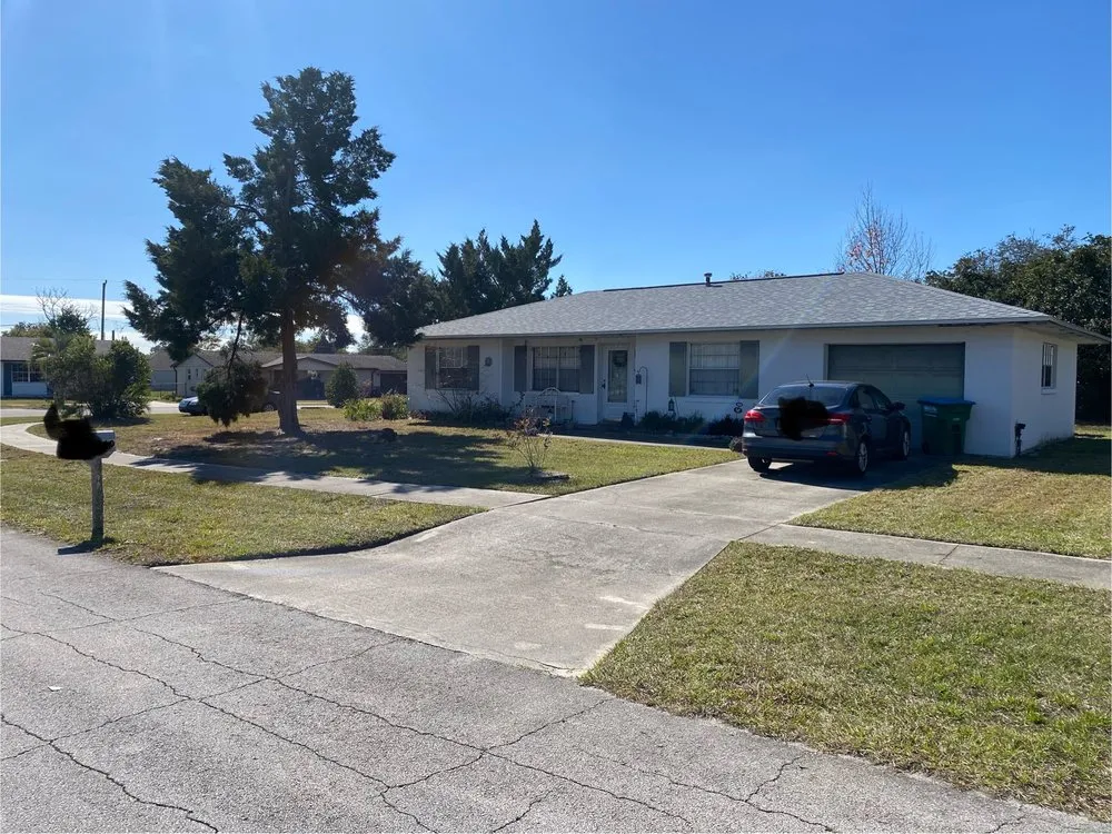 Reliable yard maintenance for homes in Deltona, FL by Prolific Lawn & Hauling