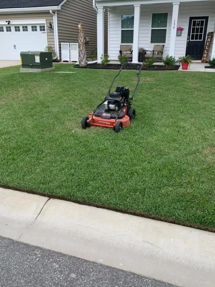 Affordable yard maintenance in Moncks Corner, SC by Proline Landscaping