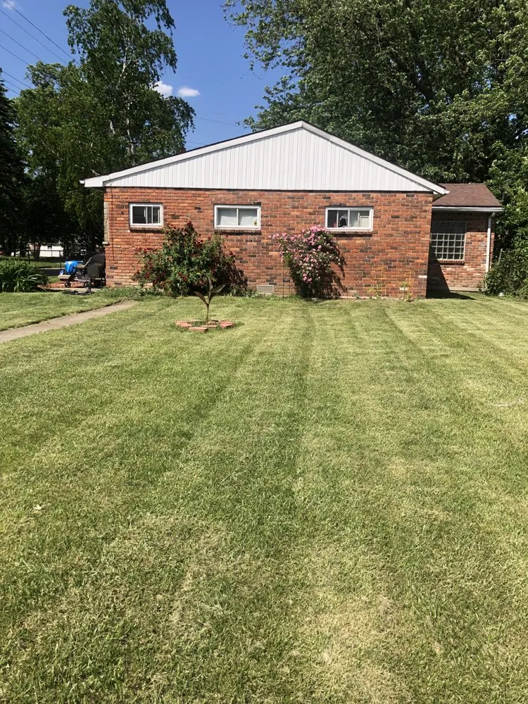 Top-rated landscape installation experts serving Detroit, MI - Proline Lawn Manicuring Service